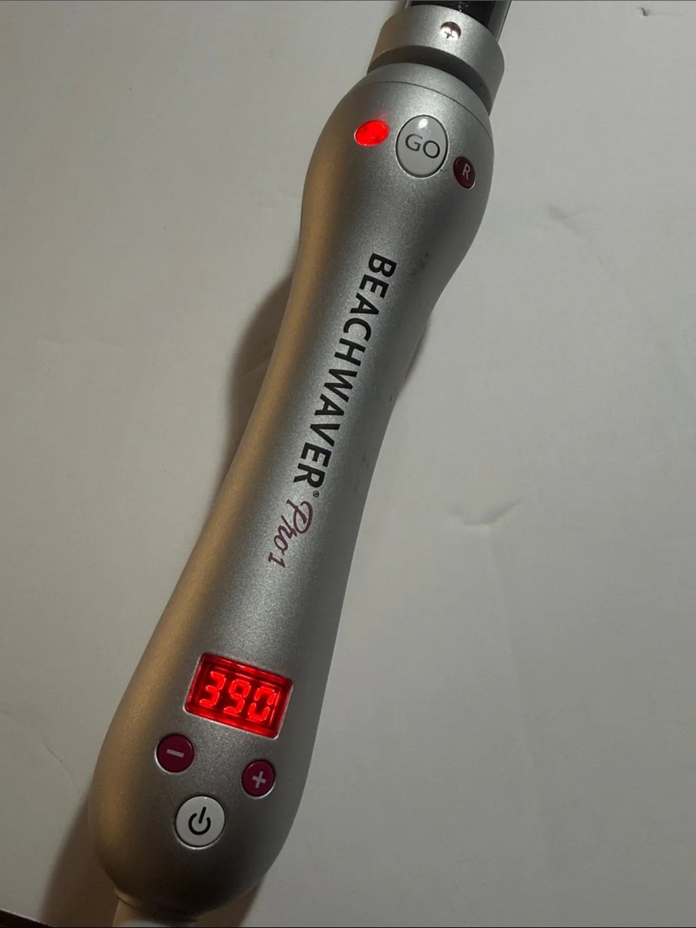 Beachweaver Pro curling iron 1